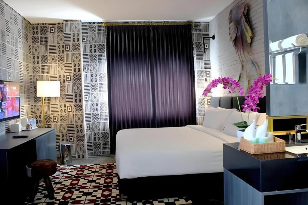 Couleur Hotel Cengkareng Джакарта Екстериор снимка