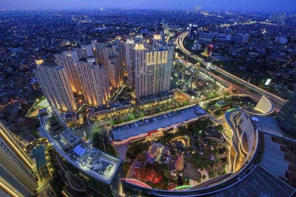 Couleur Hotel Cengkareng Джакарта Екстериор снимка